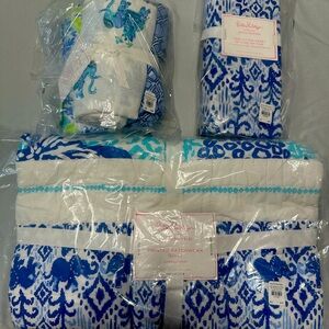 BNIB Lilly Pulitzer pottery barn set!